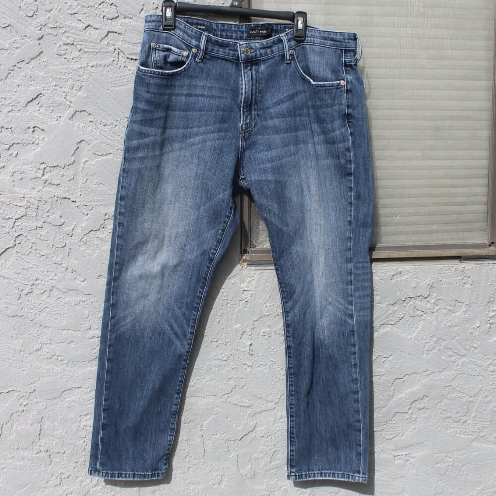 LUCKY BRAND Denim Jeans Men Size 38 x 30 Medium Blue 221 Straight 5 Pocket